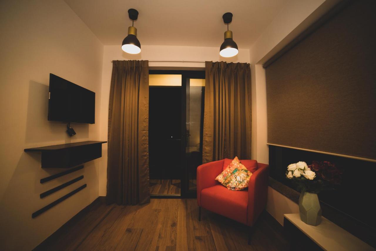 Half Hotel 卡兰古特 外观 照片