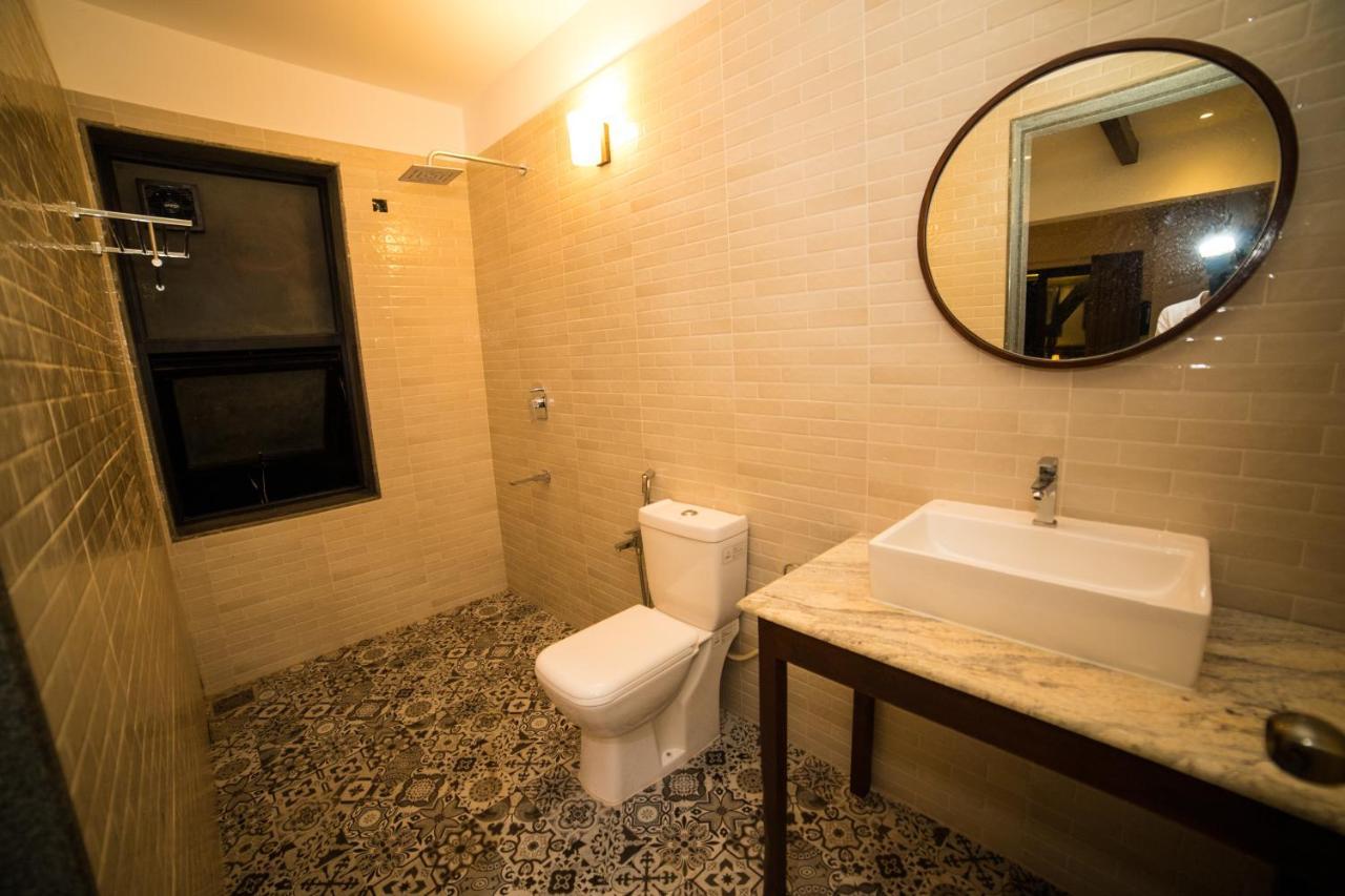 Half Hotel 卡兰古特 外观 照片
